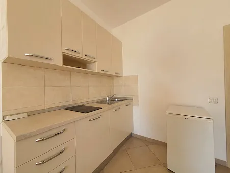 Traumimmobilie: Ganze Etage am Meeresufer, Rafailovichi